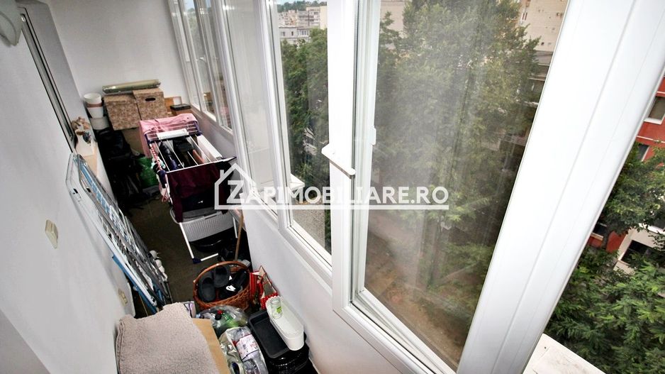 Apartament 3 camere,2 bai,pivnită,70mp,cartier Tudor,mobilat - Poză 15