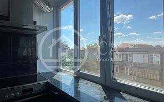 Apartament cu 3 camere de inchiriat in zona Centrala Oradea - Poză 3