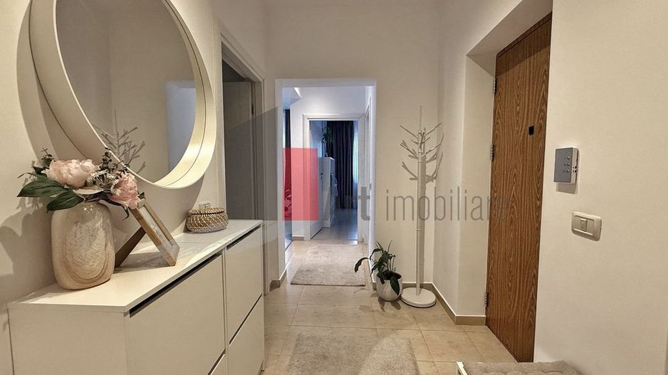 Apartament 3 camere, 80 mp si parcare inclusa Padurea Roşu -Militari - Poză 3