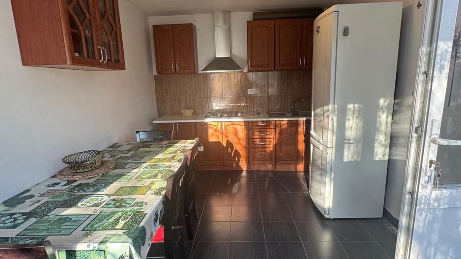 Casă de vânzare – Strada Crinului - Poză 6