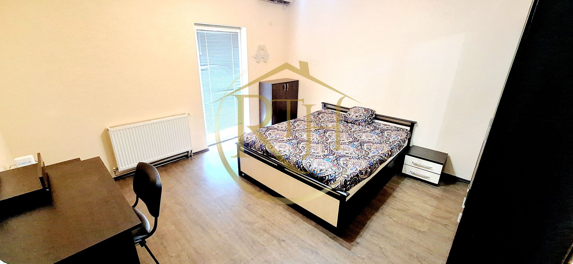Oferim spre inchiriere,apartament 1 camera, centrala proprie,parcare, complex - Poză 1