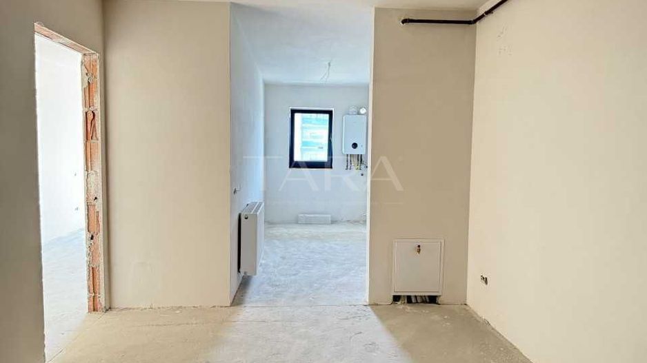 Apartamentul este situat intr-un imobil nou, recent finalizat - Poză 2