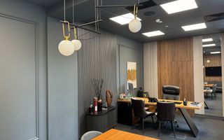 Imobil Premium de Închiriat: Eficiență și Tehnologie de Vârf - Poză 30