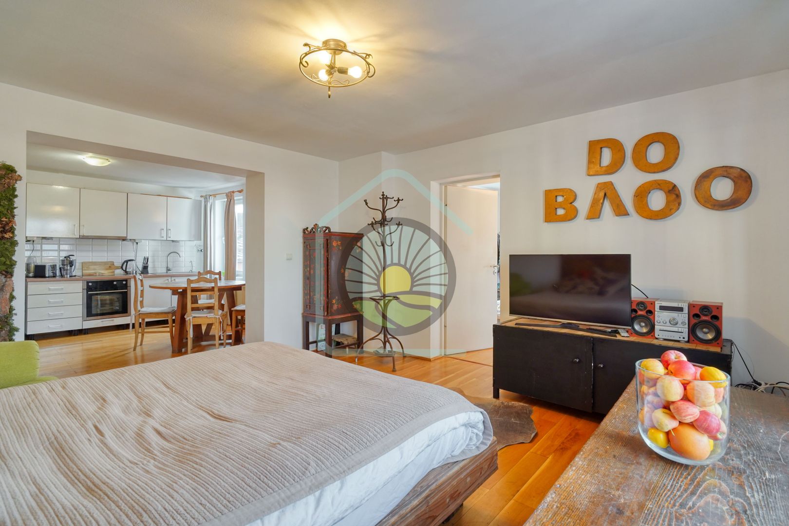 CASA INDIVIDUALA- DEALUL CETATII BRASOV - Poză 2