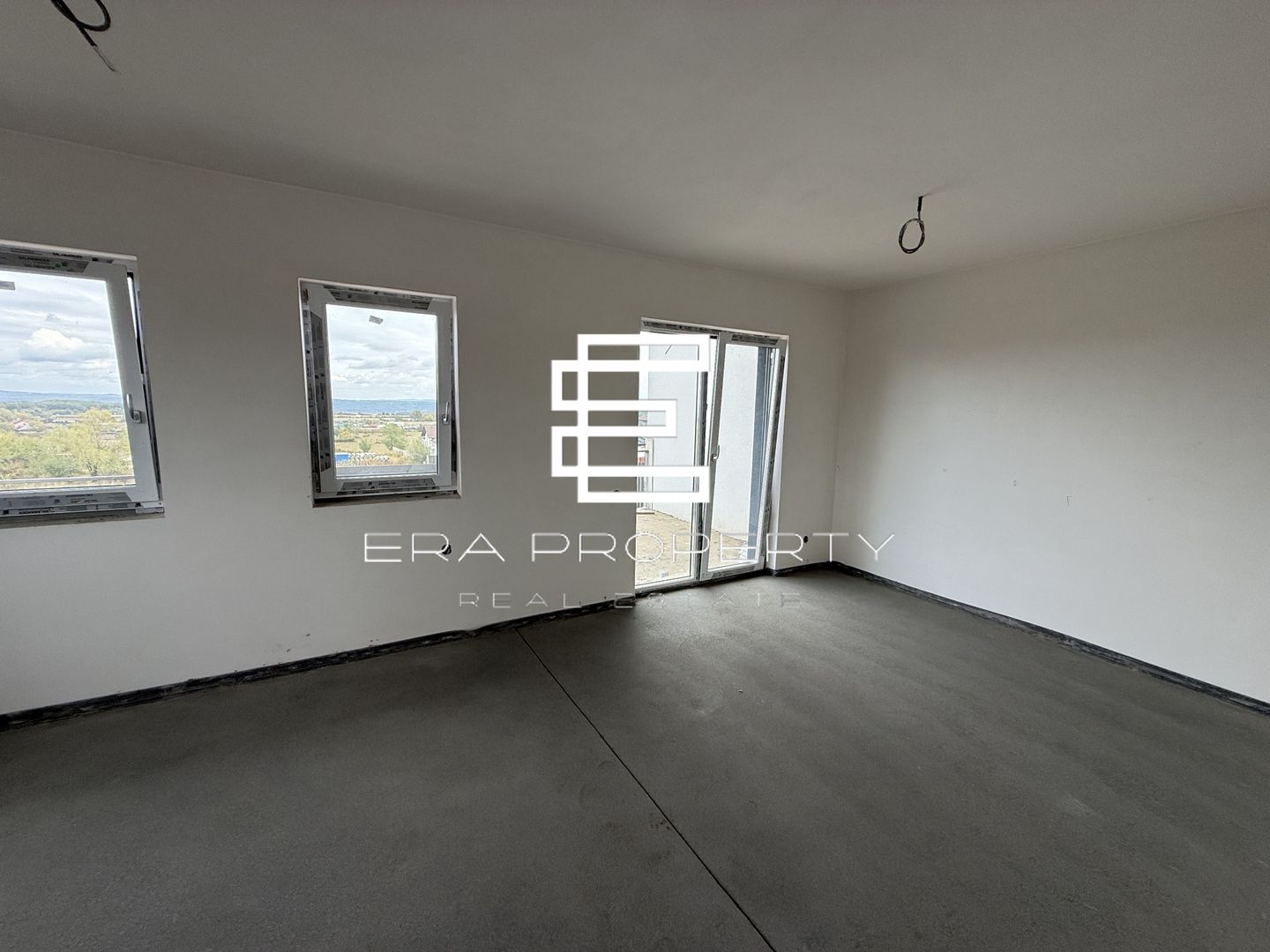 Casă nouă, cu pivniță, pod și 3 dormitoare – situată pe colț - Cisnadie - Poză 14