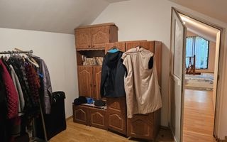 🏡 Casă cu demisol, parter și mansardă – Str. Victoriei, zonă centrală - Poză 14