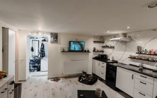 SANPETRU .Casa pretabila 2 familii ( Parinti + copil),singur in curte. - Poză 4