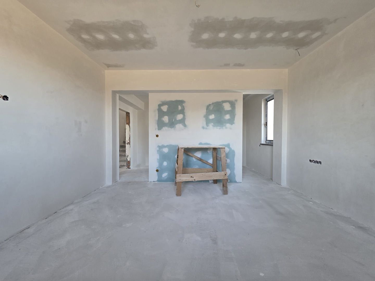 Casa in regim P+1ER de vanzare in Baltoesti - Poză 17