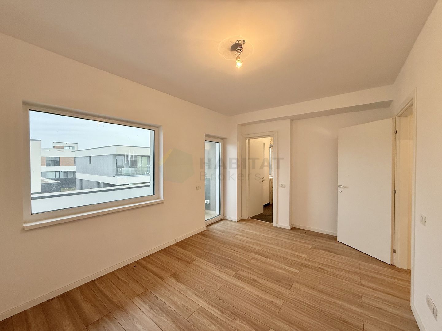 Vila individuala 4 camere | Scoala Americana | Pompa de caldura - Poză 16