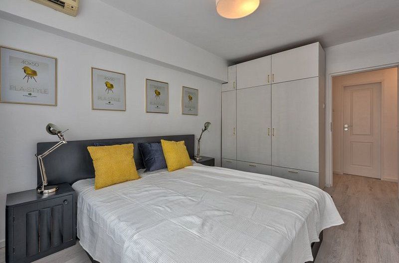 Apartament superb de 3 camere zona Universitate - Poză 3