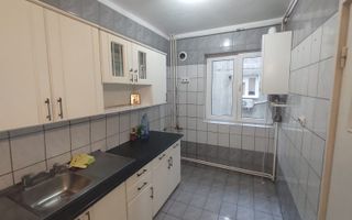Vânzare apartament decomandat 3 camere cu centrală - Str. Baciului - Poză 13