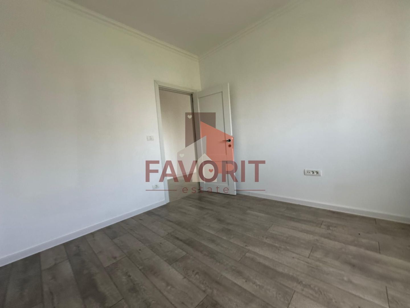 3 camere | Bloc nou | COMISION 0 | loc parcare | zona excelenta | - Poză 4