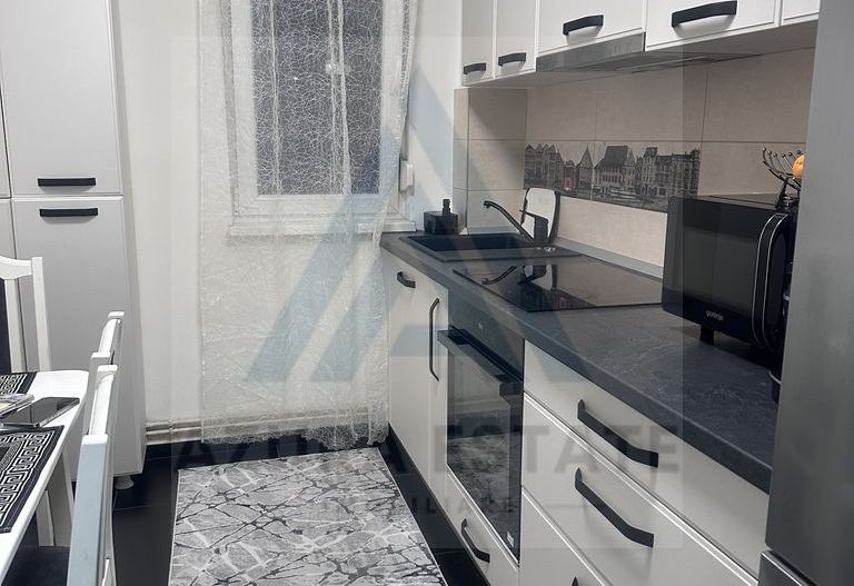 Apartament modern 2 camere etaj 3 cu pivnita pe Mihai Viteazu - Poză 4