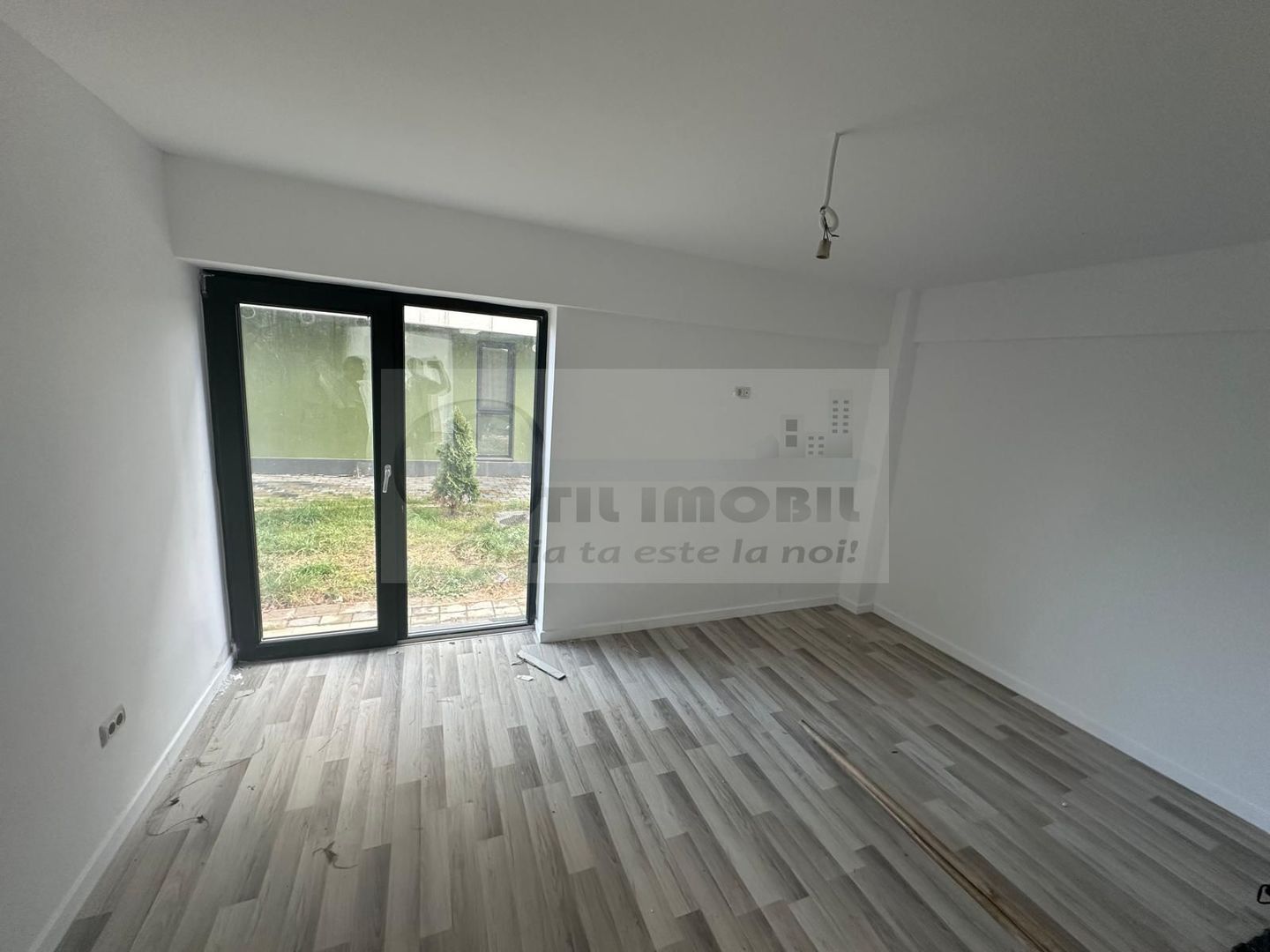 Ap 2 camere, 54 mp, decomandat, grădină, zona Capitol, 80.000 € - Poză 6