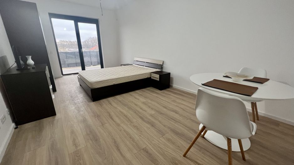 APARTAMENT SPATIOS CU TERASA - Poză 4