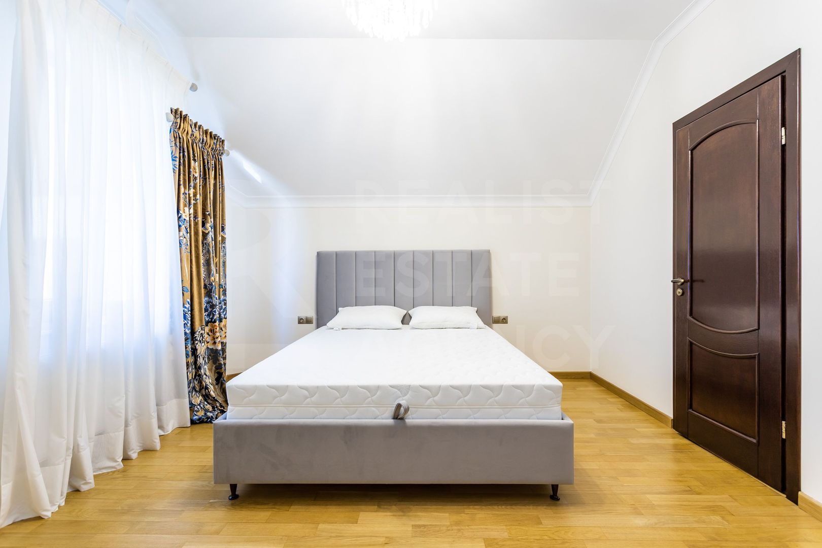 Chirie, casă, 270 mp, strada Grenoble, Botanica - Poză 11