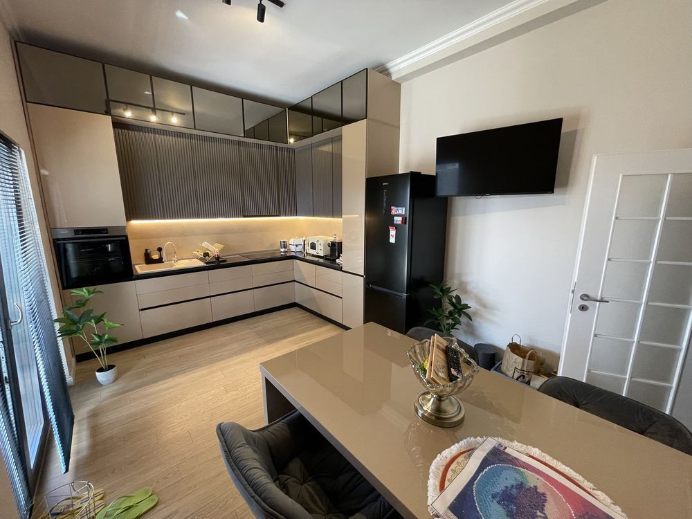 Vila cu piscina PREMIUM in Bucium - Poză 2