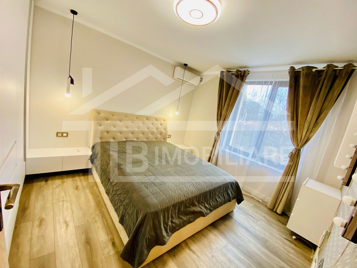 Apartament de 2 camere, lux, 64mp, parcare, Zona Centrala - Poză 3