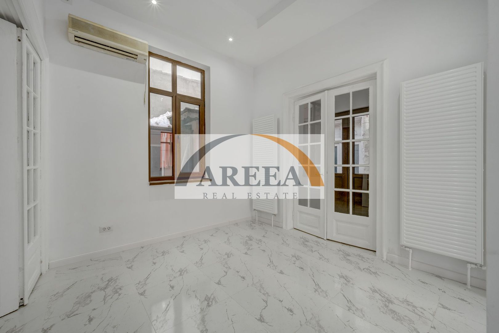 VILA RENOVATA SI ELEGANTA - 131 mp, 6 camere - Mitropolie / Unirii - Poză 5