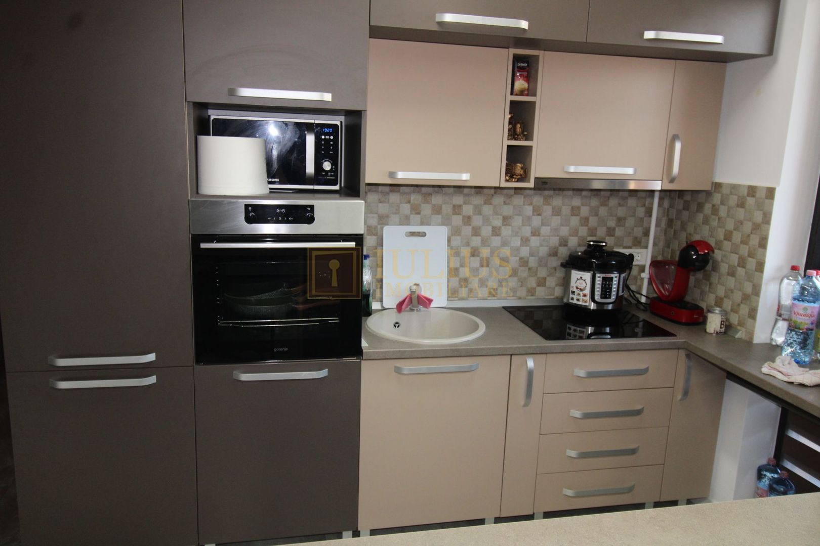 3 camere,  Giroc, la 10 min de Spitalul Judetean, loc parcare inclus - Poză 16