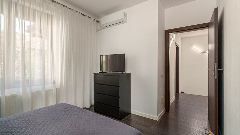 Casă ideală pentru familie–4 camere, curte amenajată, complex privat-securizat - Poză 27
