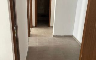Apartament 2 camere de vanzare - Poză 4
