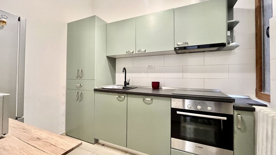 Apartament cu aer nobiliar,  clădire istorică,  zona Unirii - Medicina - Poză 8