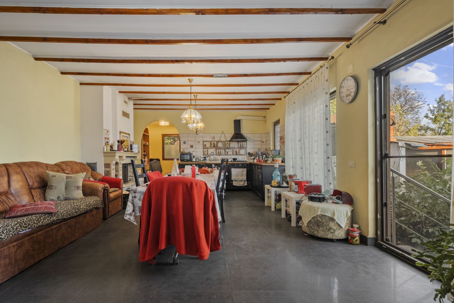 Comision 0% 2 case Vila + Spatiu Comercial + Curte Proprie - Poză 2