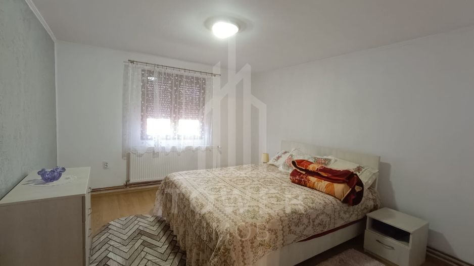 Casă de vânzare în satul Roșia cu vedere panoramică spre Munții Făgăras - Poză 22