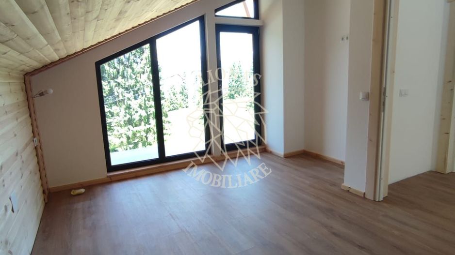 Cabana Noua 3 camere cu acces la Lac-teren 300 mp-terasa-Colibita - Poză 2