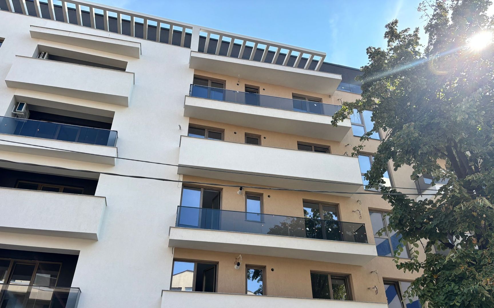 Apartament spatios 2 camere  I Aviatiei - Poză 4