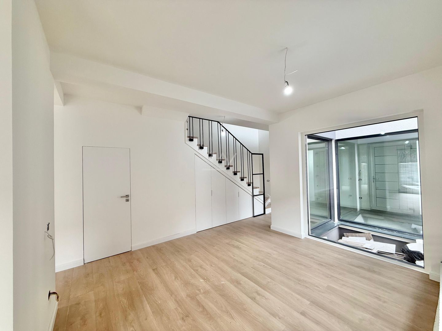 Comision 0! Pozitie excelenta. 3 dormitoare. Zid dublu. - Poză 6