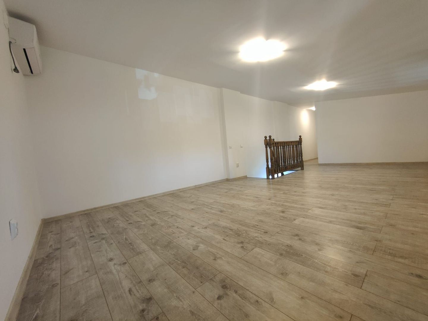 Închiriere Vilă 4 Camere | P+1 | Banu Manta - Pasaj Basarab | 5 minute de Metrou - Poză 18