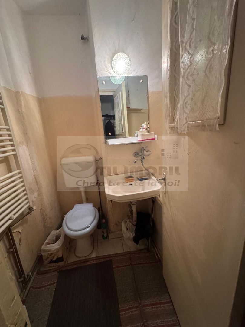 vând apartament 2 camere Alexandru Cel Bun 62000 euro - Poză 8