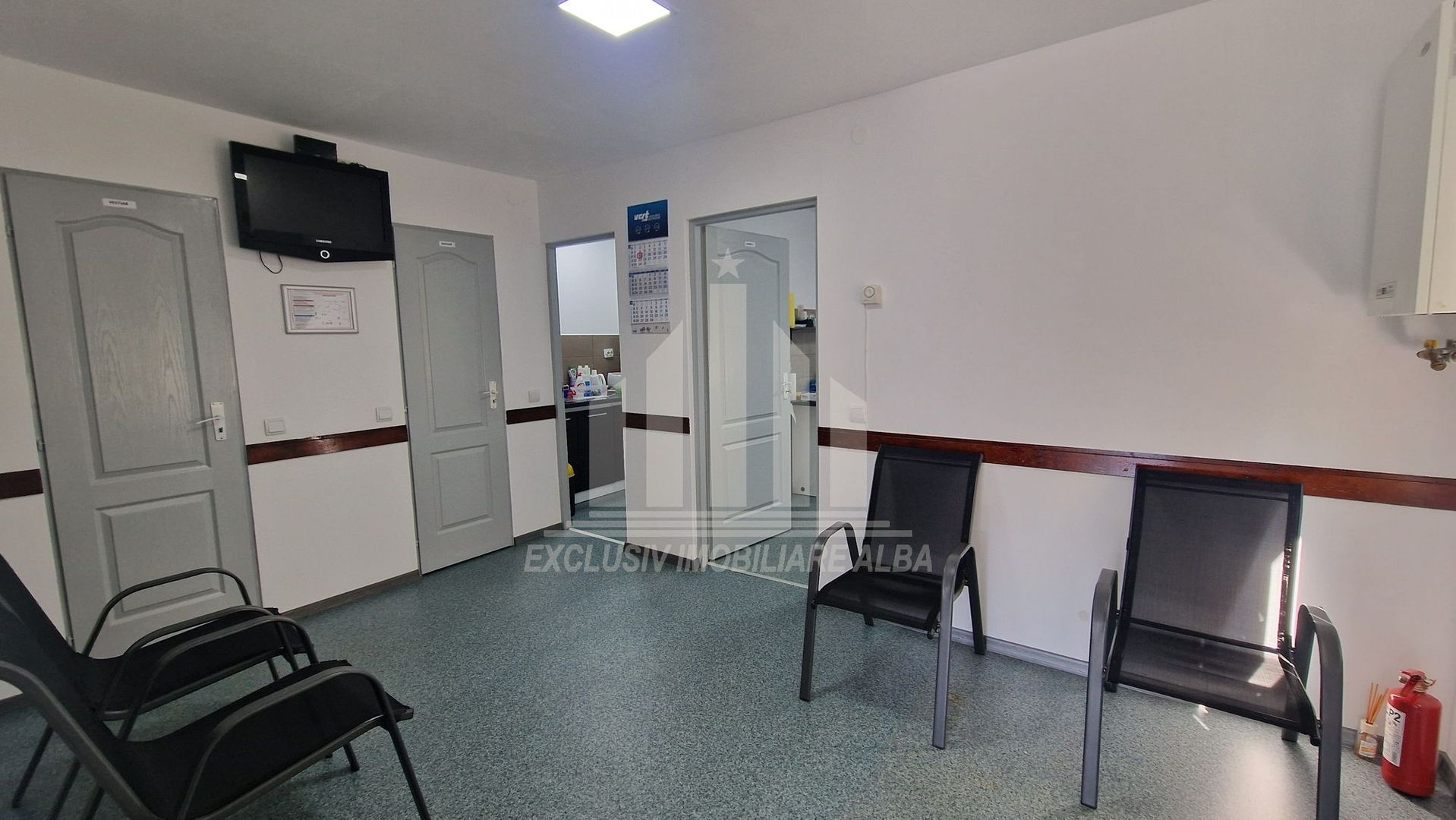 Spatiu de inchiriat pretabil pretabil pentru birouri, cabinete - Poză 1