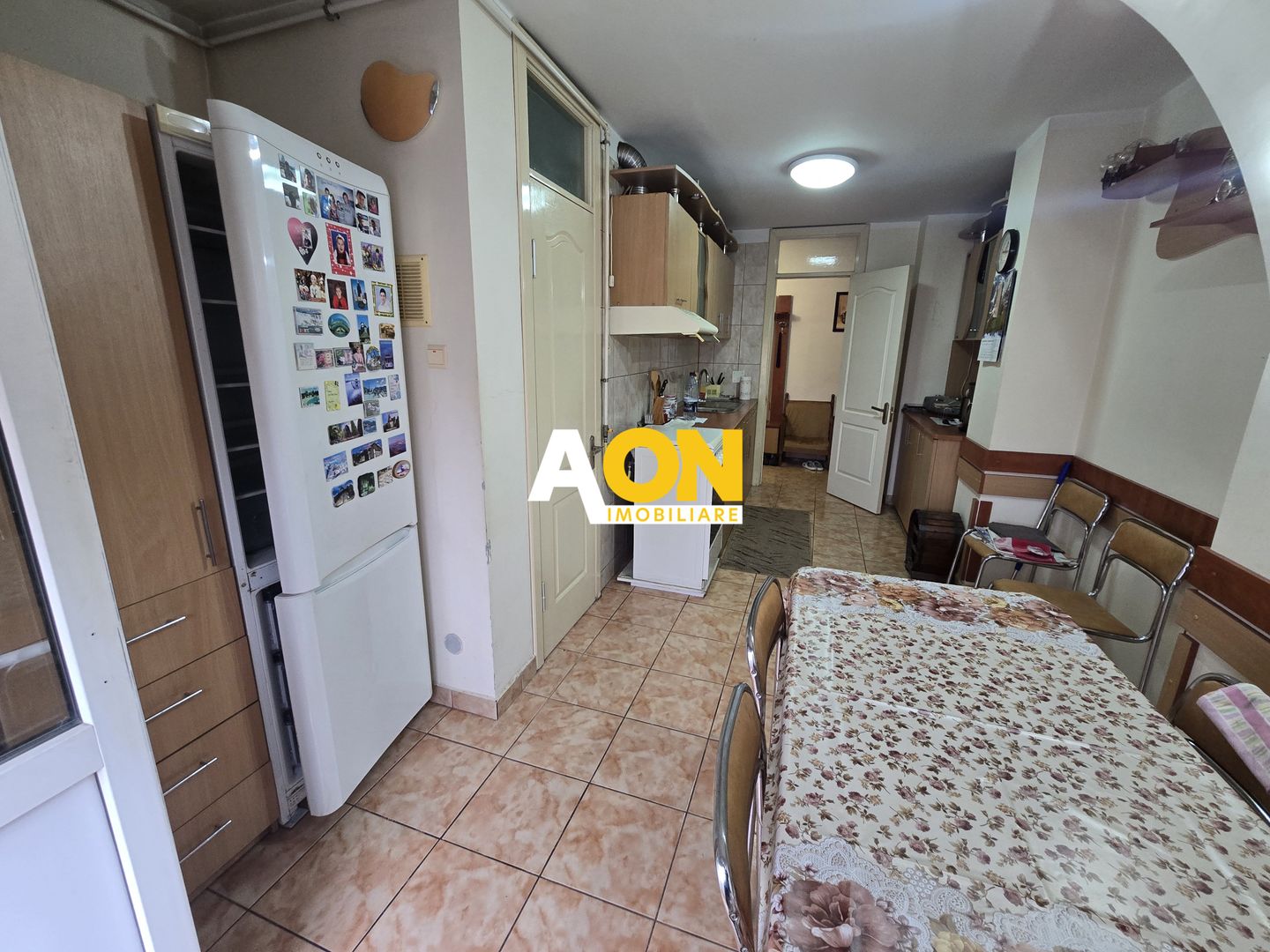 Apartament 4 Camere,79mp Utili, Etaj 2, Zona Cetate - Poză 12