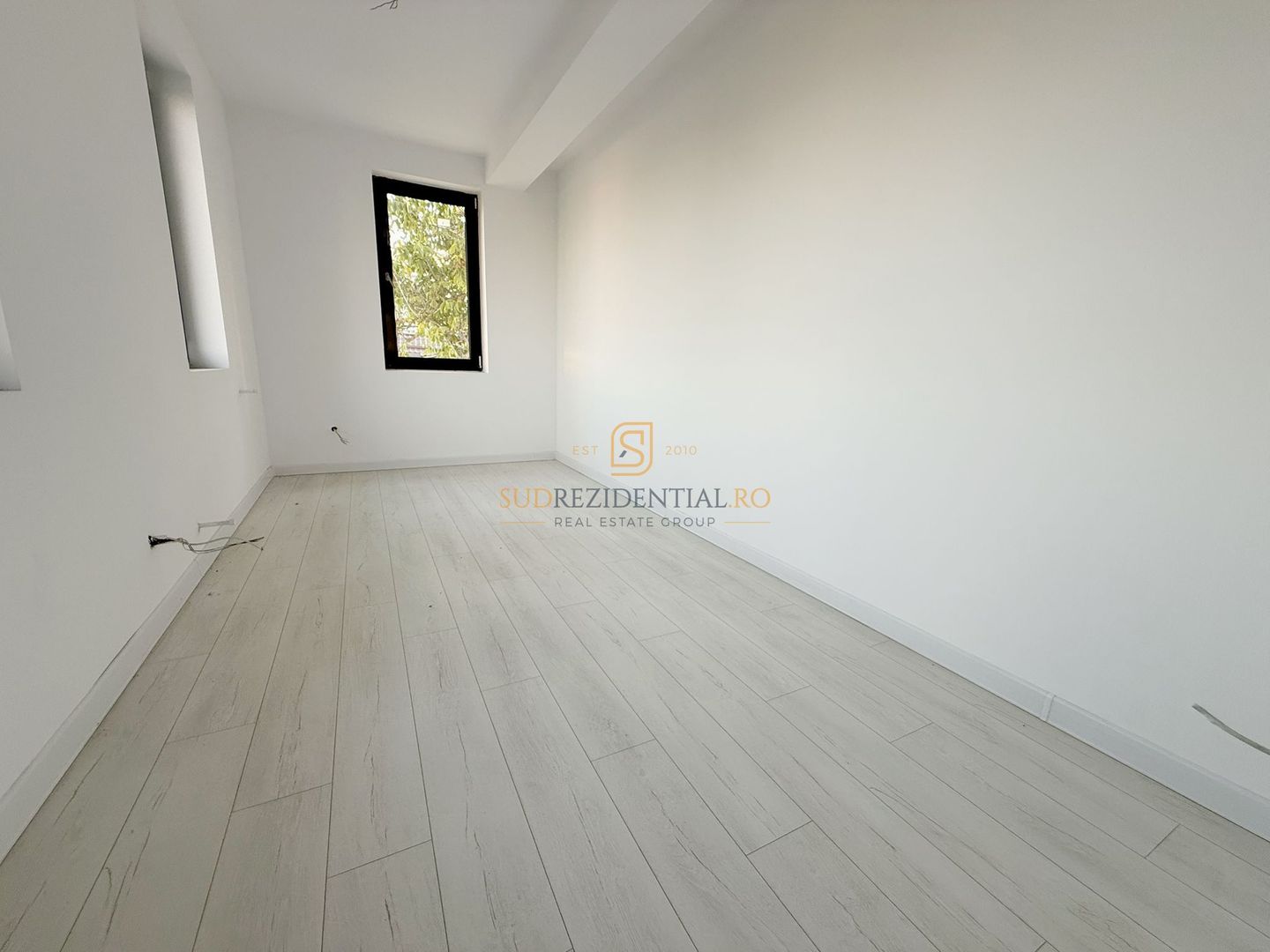 Casă spațioasă de vânzare – Sector 4, Metrou Aparatorii Patriei - Poză 5