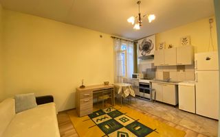 Garsoniera in casa de inchiriat cu loc de parcare, Intre Lacuri - Poză 1
