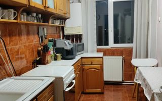 BRASADAS vinde ap 3 cam etaj 6 Careiului Micro 16. - Poză 2