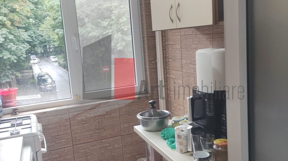 Vânzare apartament 3 camere Bd. Obregia - Turnu Măgurele - Poză 11