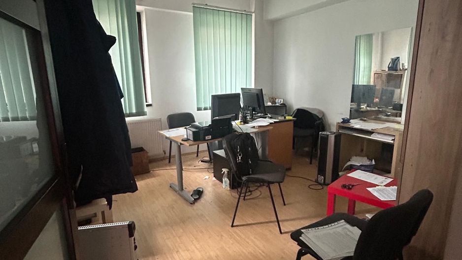 Spatiu comercial -ideal pt productie/activitati comerciale - Poză 8