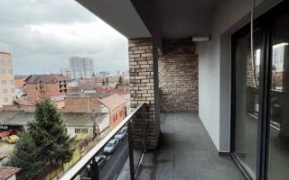 2 camere, zona Centrala, etaj interemediar - Poză 1