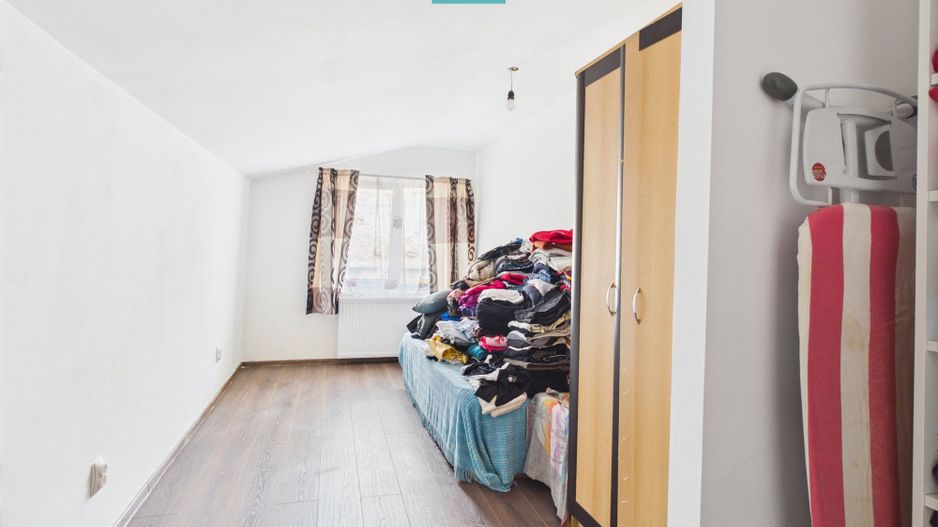 Casă cu 6 camere în zona Central - Poză 9