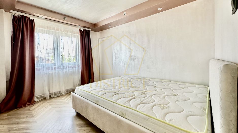 Apartament spatios cu 4 camere | Renovat | Zona Bucovina - Poză 3