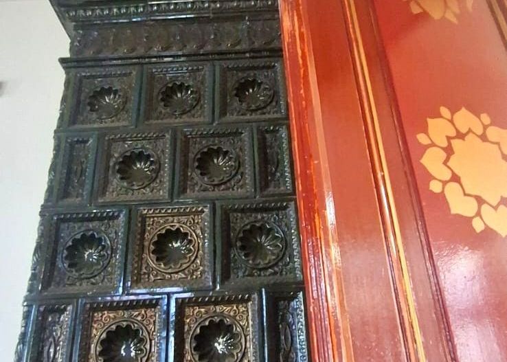 Sanctuar de Epocă: Reședință Grandioasă cu 10 Camere, Turn și Grădină - Poză 11