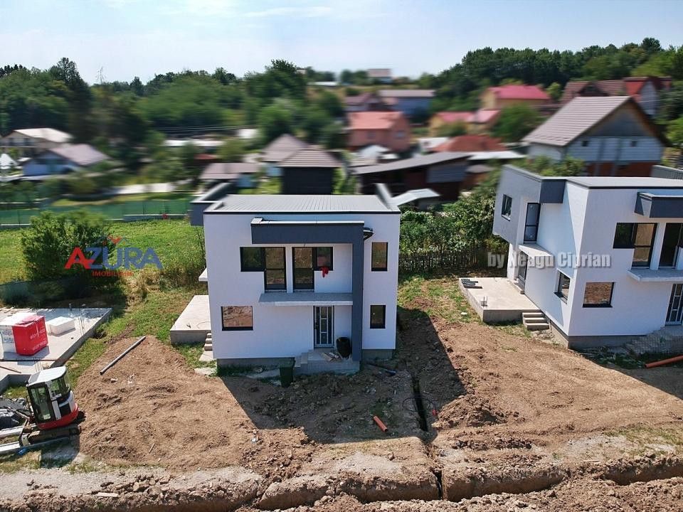 Case Noi Smeura Pitesti - Poză 10