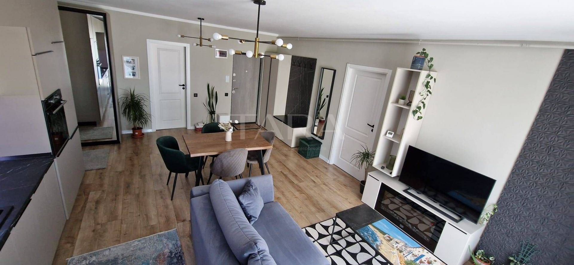 Apartament cu 3 camere, curte, terasă și parcare, zona Teilor. - Poză 2