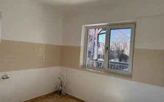 Popas Pacurari- 5 min de Atrium Garden- Vila 4 camere renovata ! - Poză 14