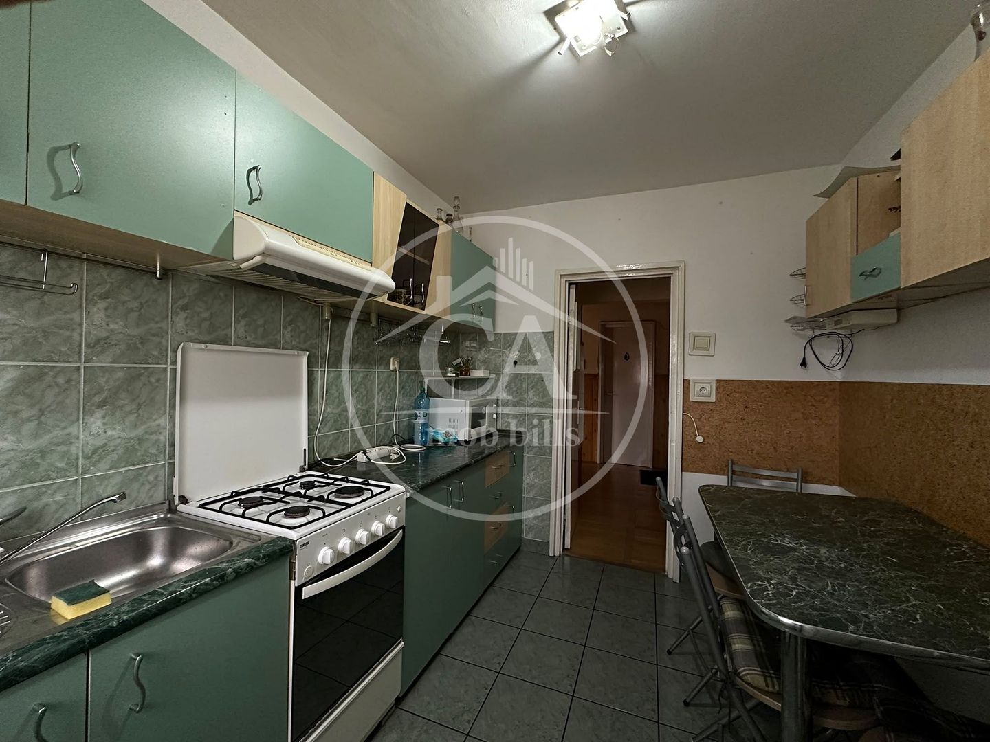 Apartament cu 3 camere de închiriat în zona Rogerius, Oradea. - Poză 8