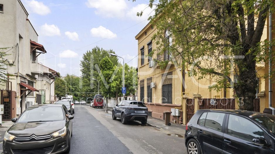 APARTAMENT DEOSEBIT CU 3 CAMERE IN VILA || CURTE - Poză 23